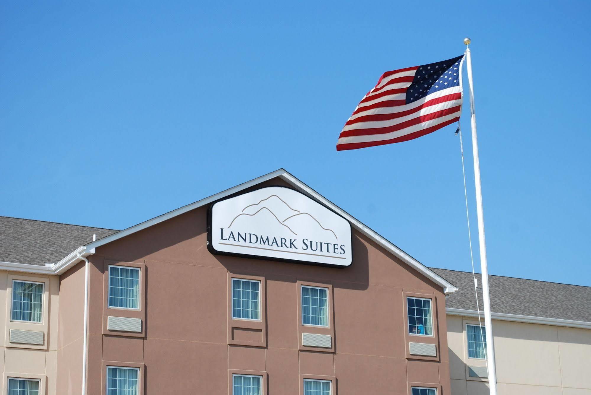 Landmark Suites - Уиллистон Экстерьер фото